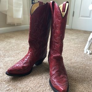 Corral - red cowboy boots - like new